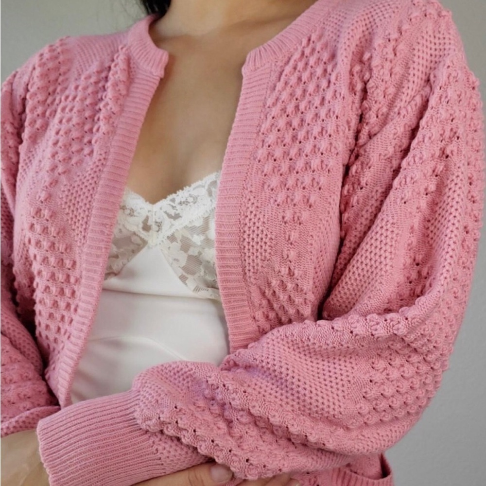 Vintage Partners II mervyn’s Grandma core puff stitch cardigan